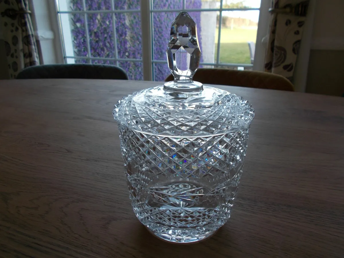 Dublin Crystal Bowl and Lid - Image 1