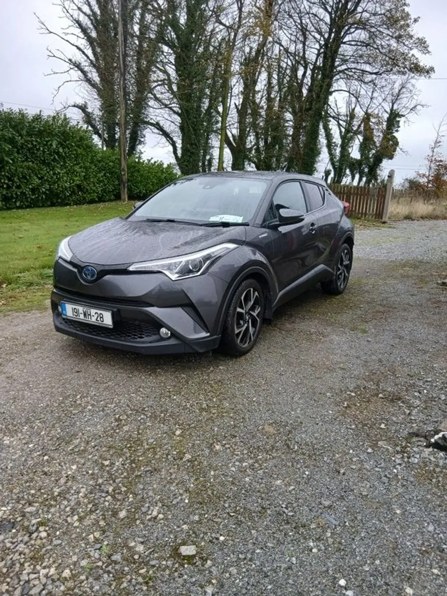 2019 Toyota C-hr - Image 1