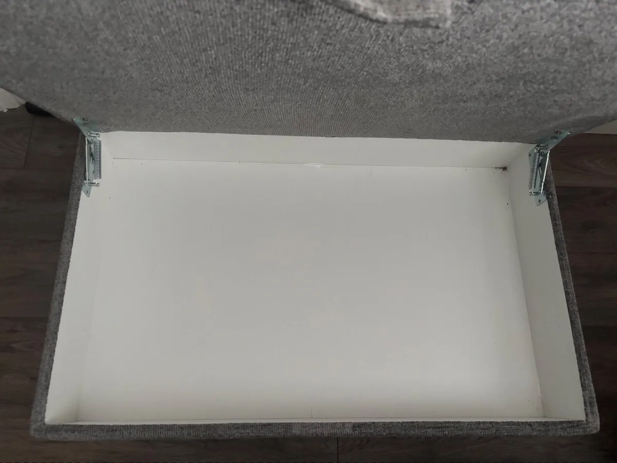 Large footstool - Image 3