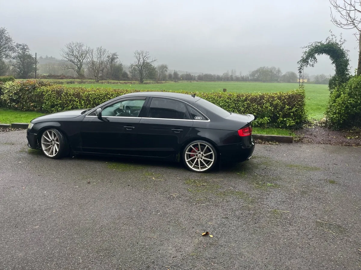 Audi a4 for repair or breaking - Image 2