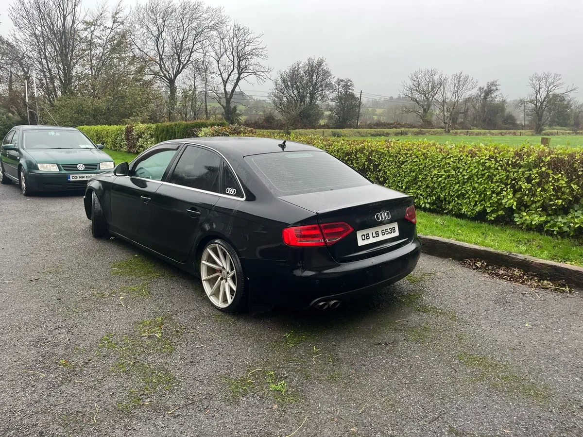 Audi a4 for repair or breaking - Image 3