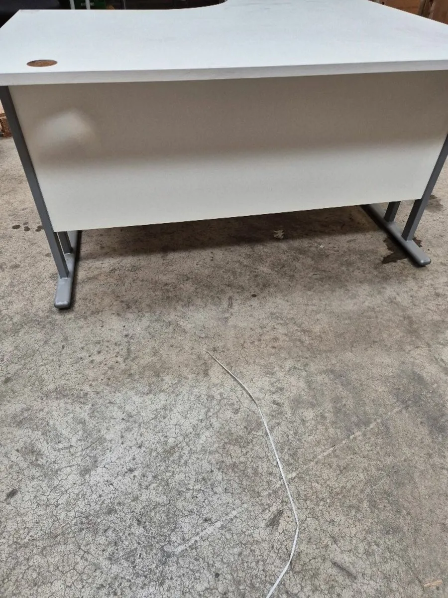 office desk - Image 4