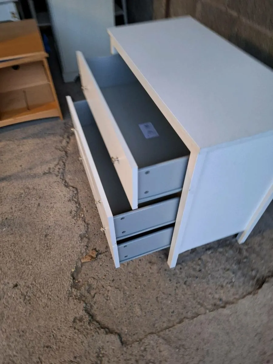 White chest of drawers (DELIVERY) - Image 2