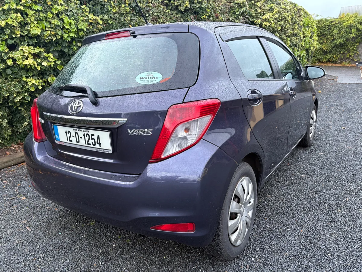Toyota Yaris 2012 1.0 - Image 3