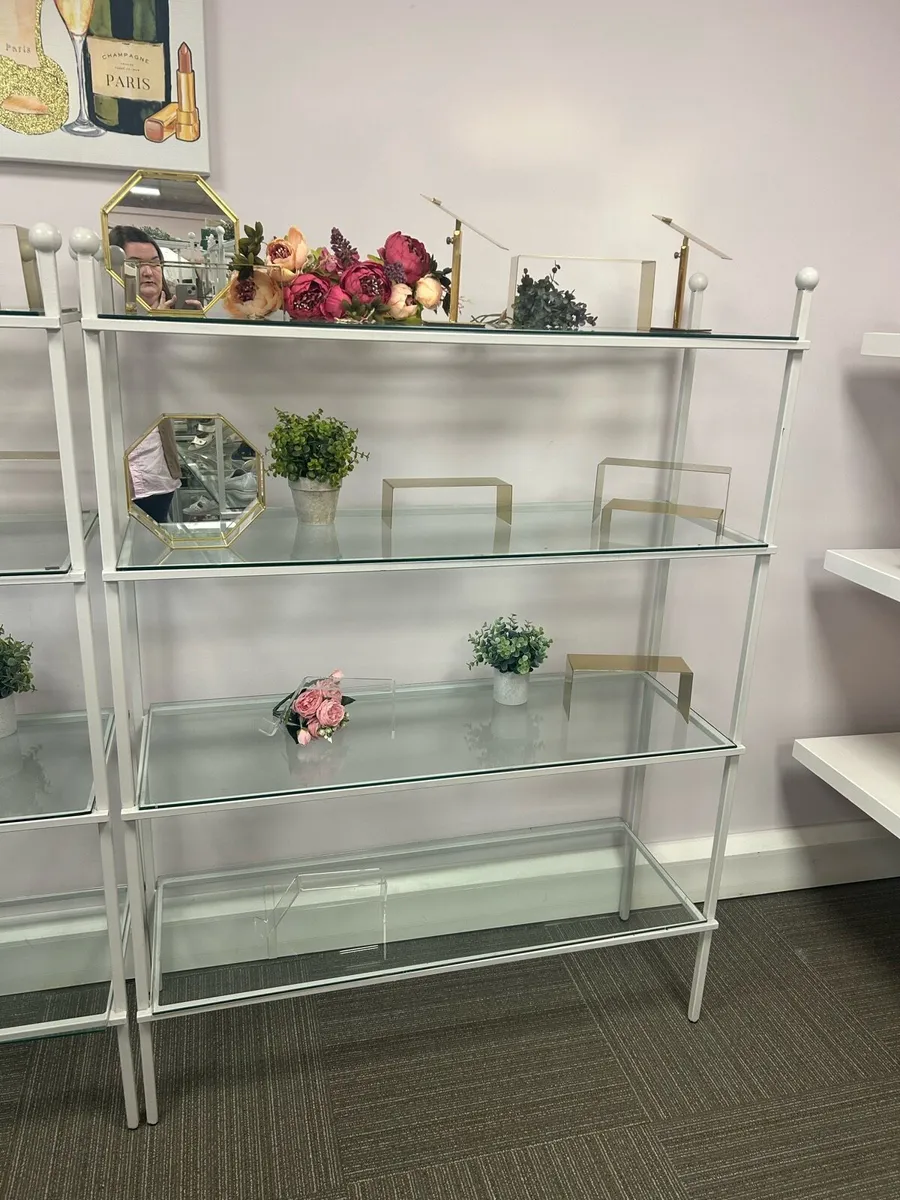 Free standing shelves - Image 1