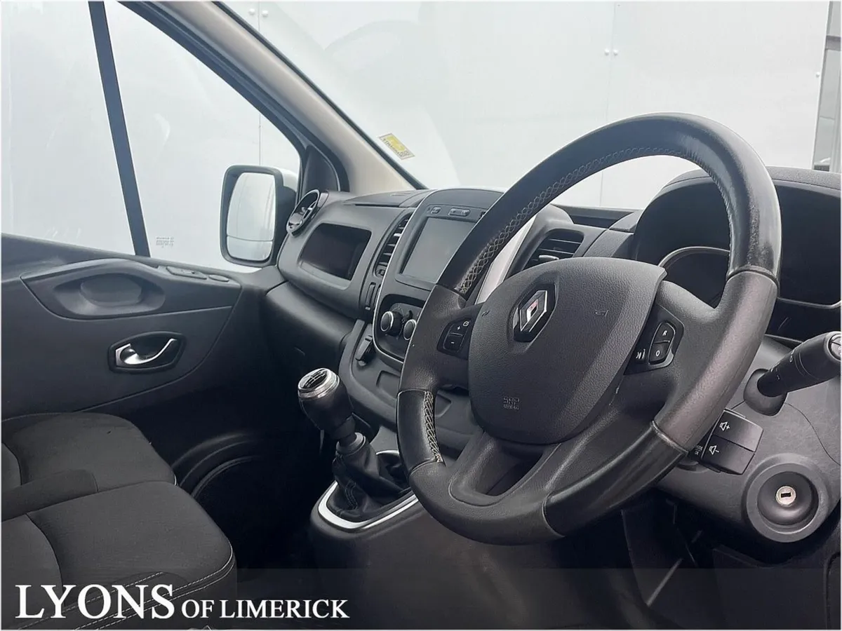 Renault Trafic TRAFFIC LL30 ENERGY DCI 120 SPO 2.0 - Image 4