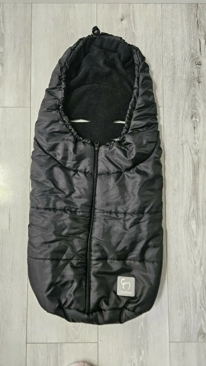 Carseat footmuff - Image 1