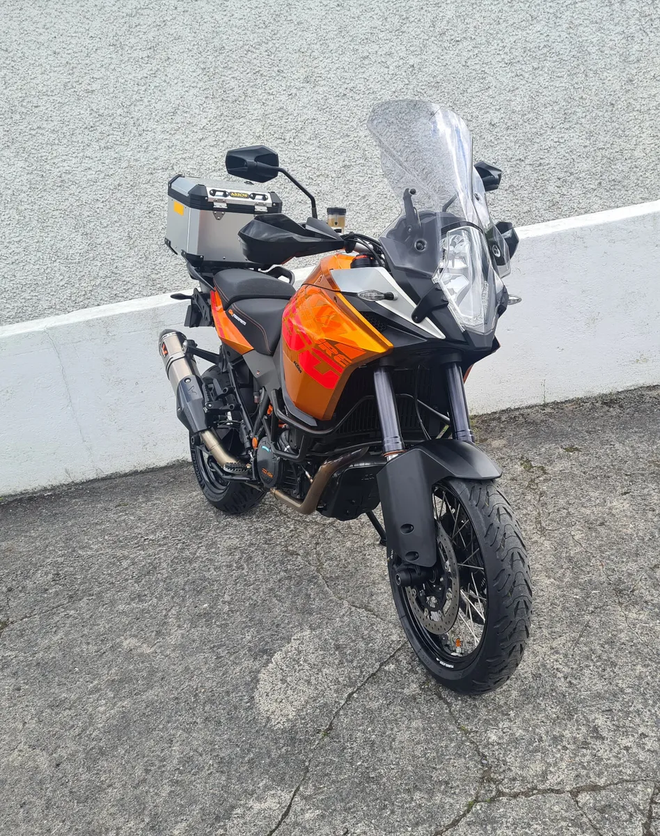 1190 Adventure @ Doyles Athlone - Image 3