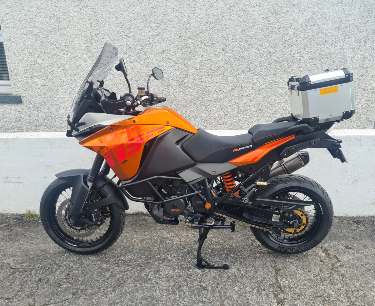 1190 Adventure @ Doyles Athlone - Image 4