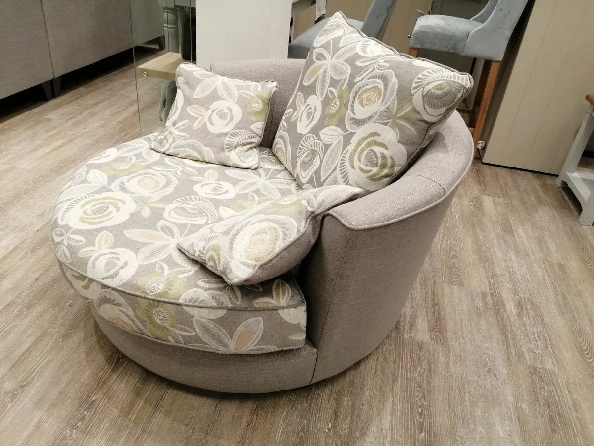 Swivel Twister Chair