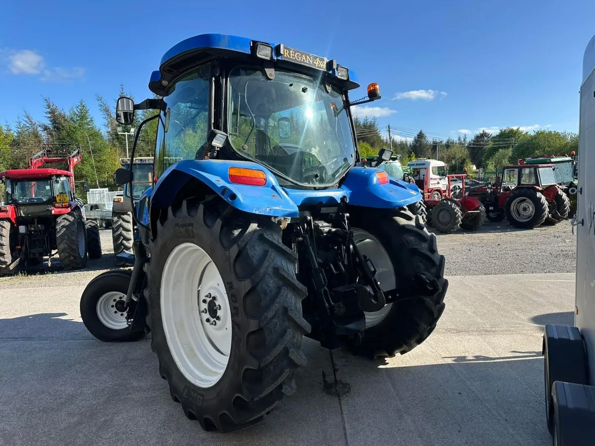 2004 Nee Holland TS100A - Image 4