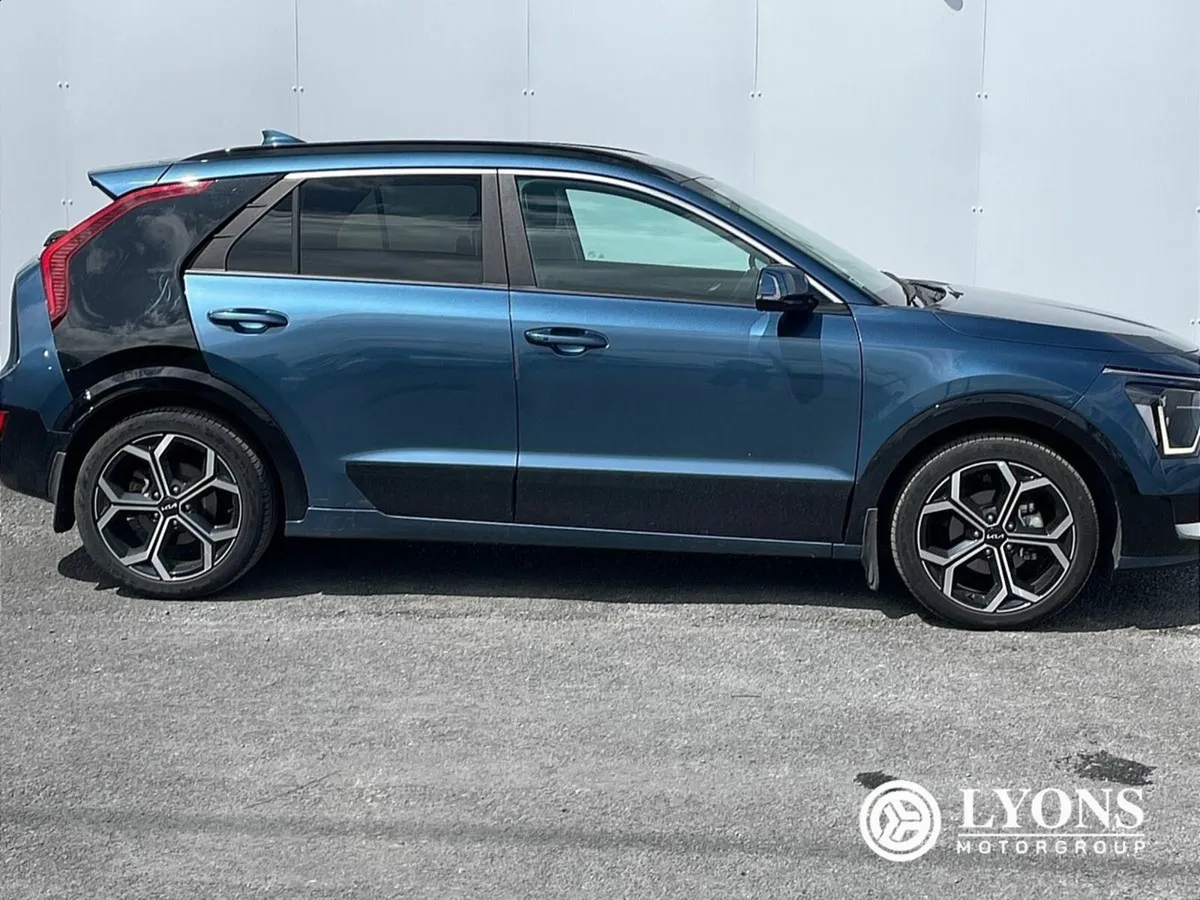 Kia Niro Niro PHEV K4 Black Cladding - Image 4