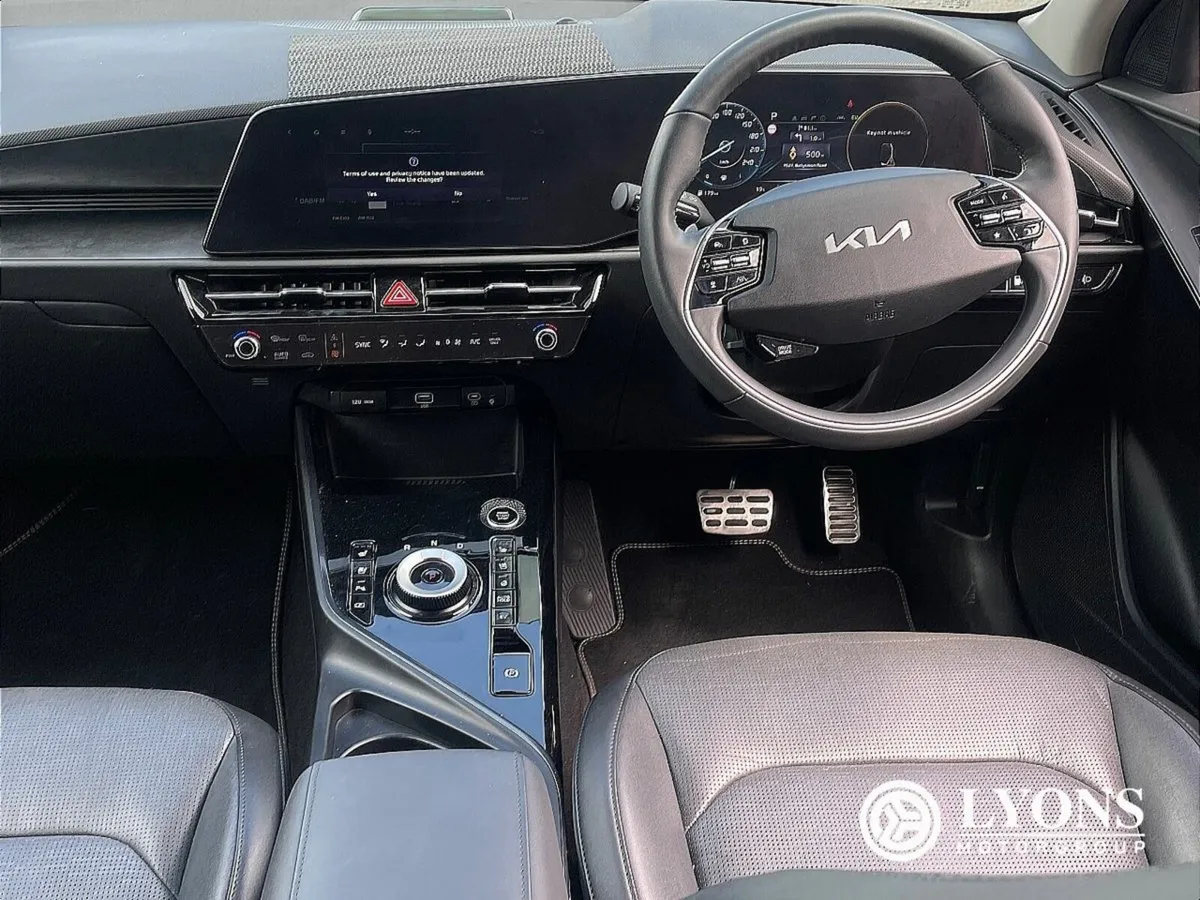 Kia Niro Niro PHEV K4 Black Cladding - Image 4