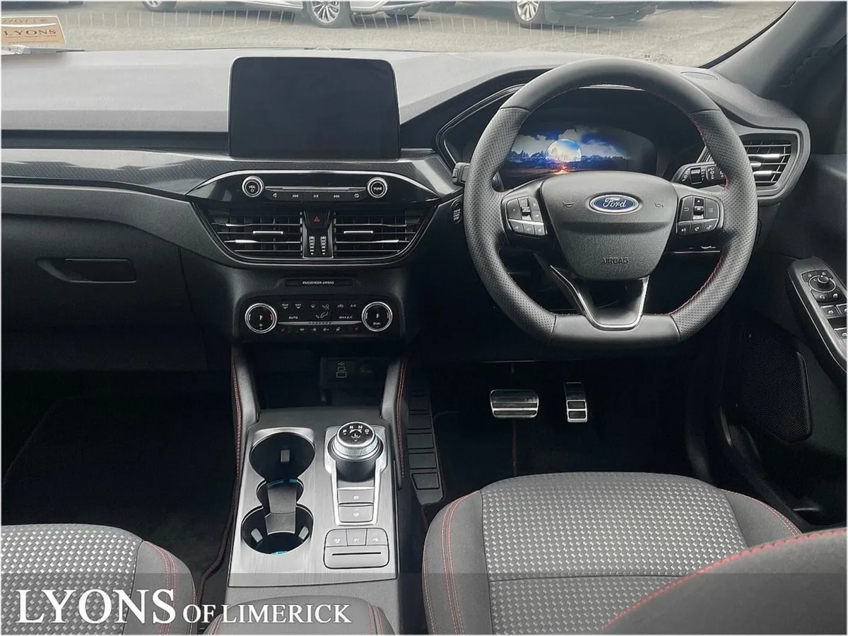 Ford Kuga 2.5 Duratec 225PS PHEV ST-Line Auto, €13 - Image 4