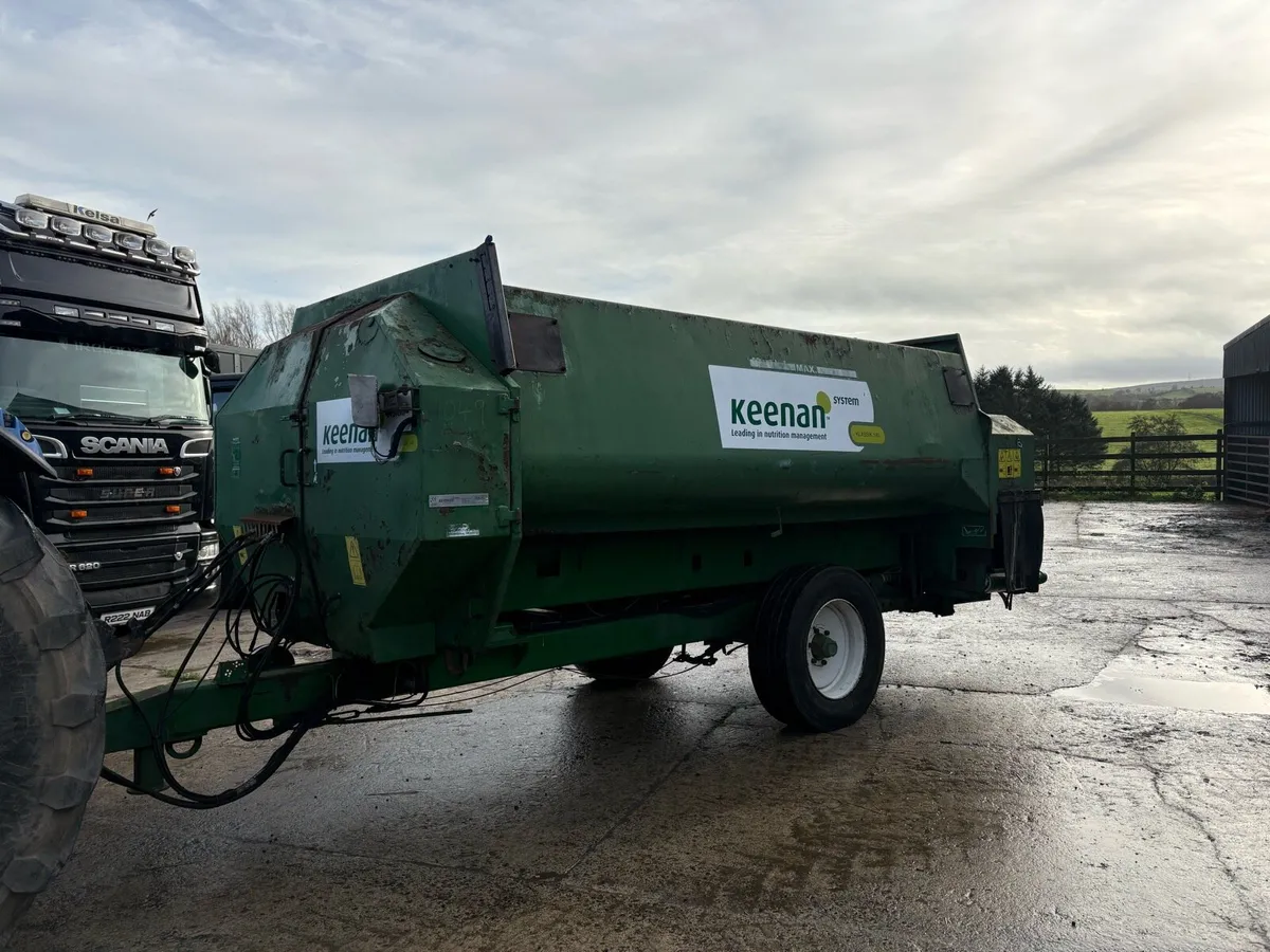 Keenan feeder - Image 1