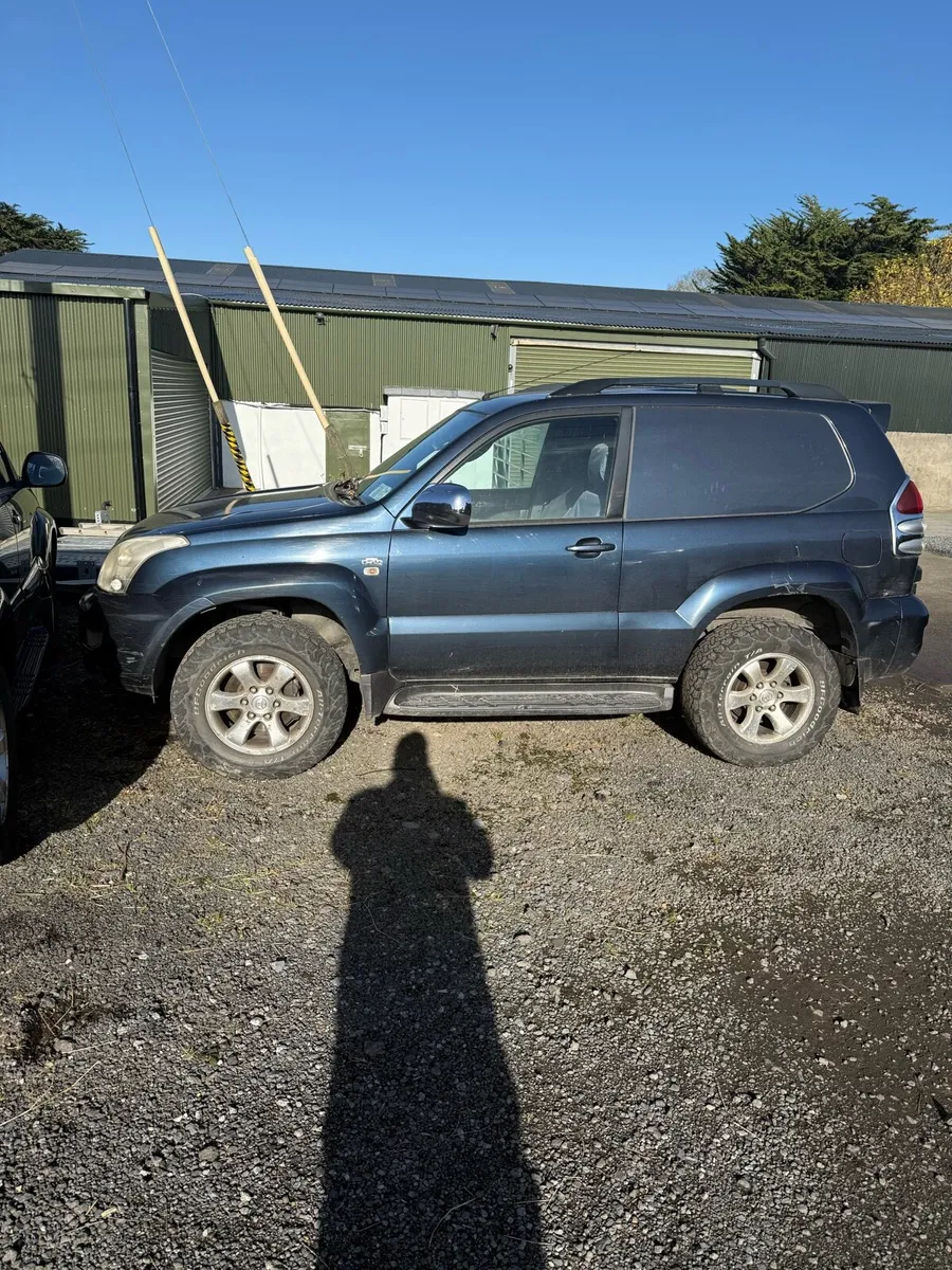 04 swb landcruiser breaking - Image 1