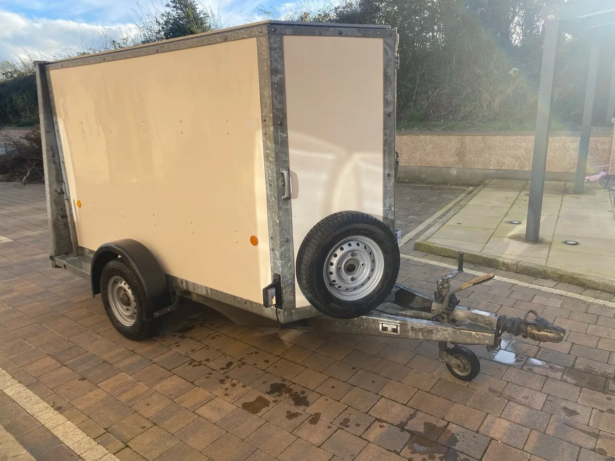 Ifor williams bv84 box trailer - Image 3