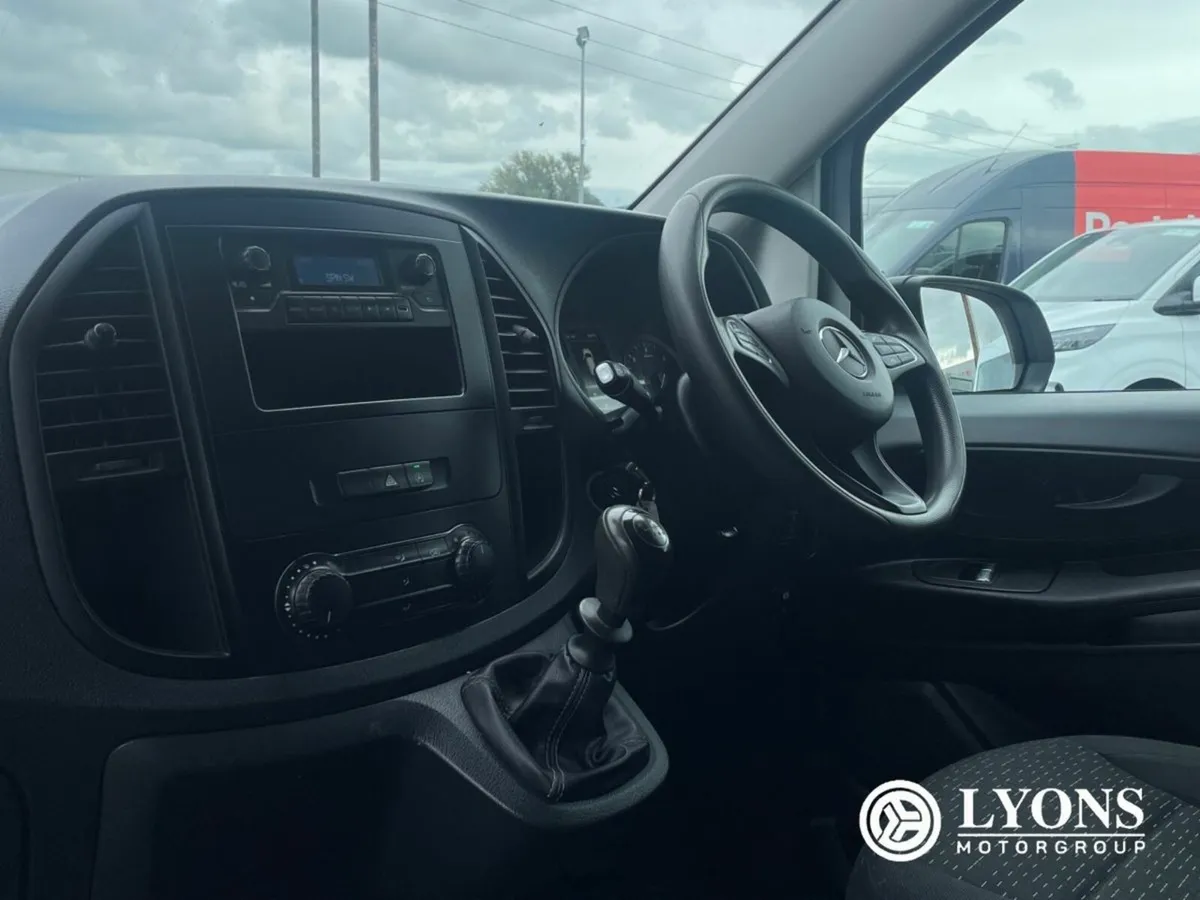 Mercedes-Benz Vito VITO 110 KA/L CLASSIC 6DR 1.8td - Image 4