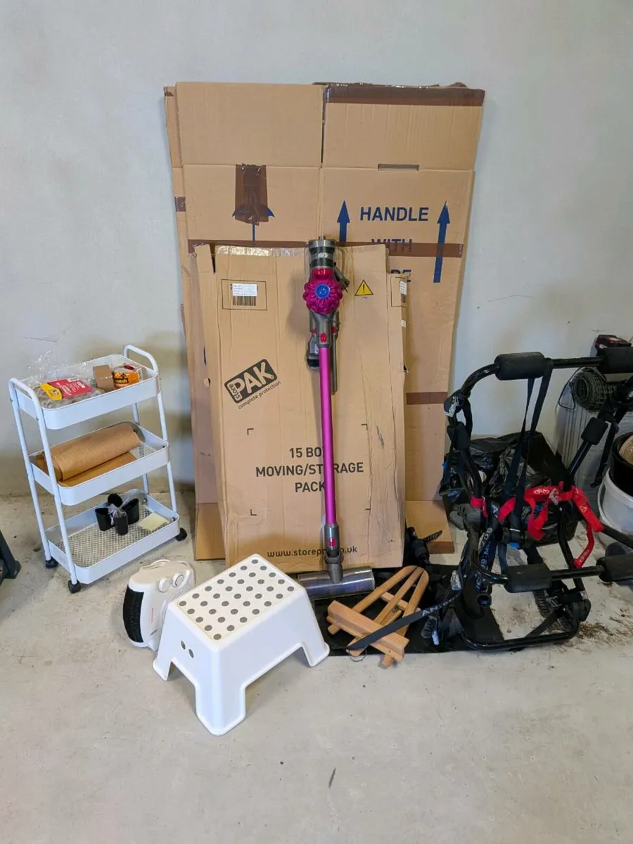 Free - Dyson stick vacuum & other household items - Image 1