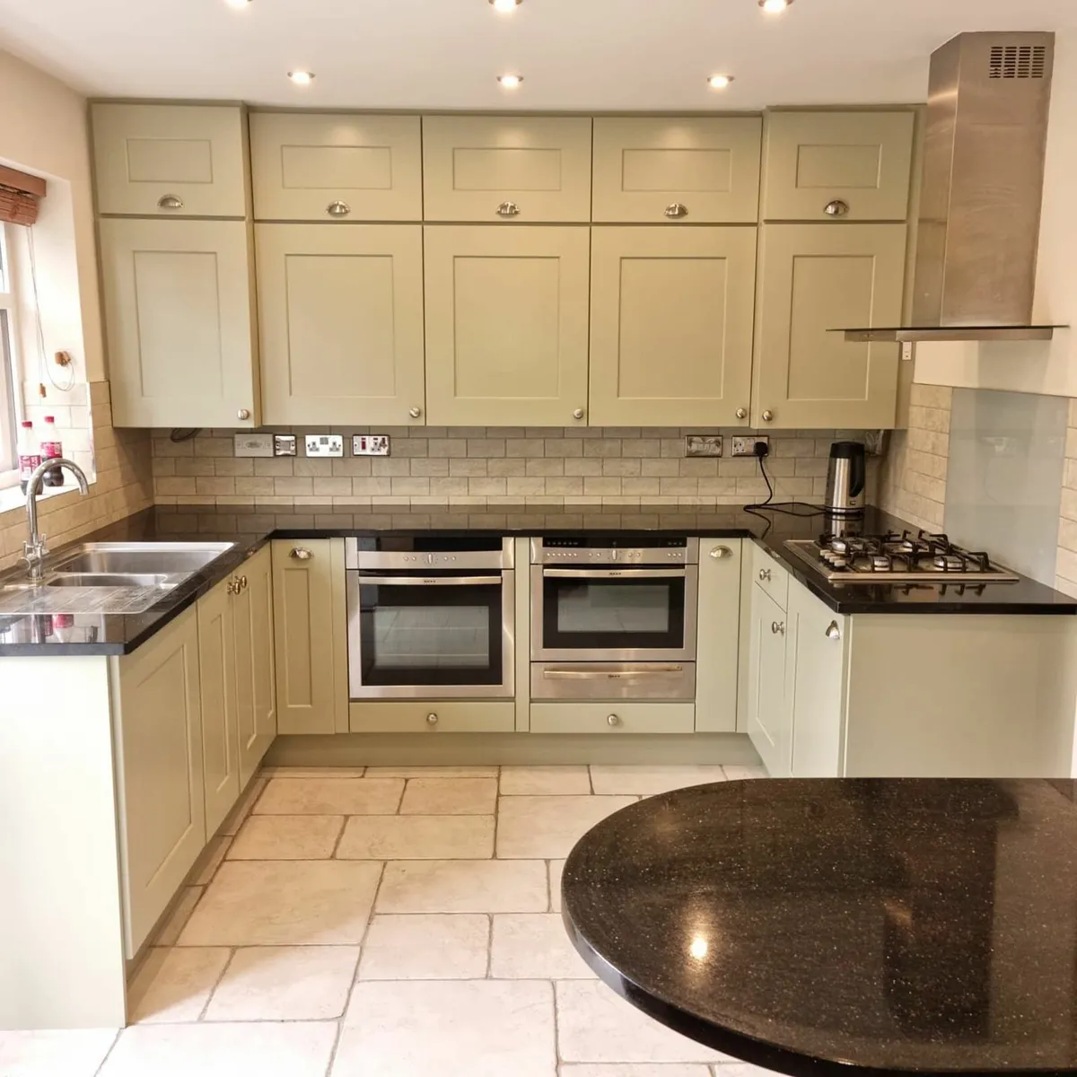 Kitchen respray - Image 3