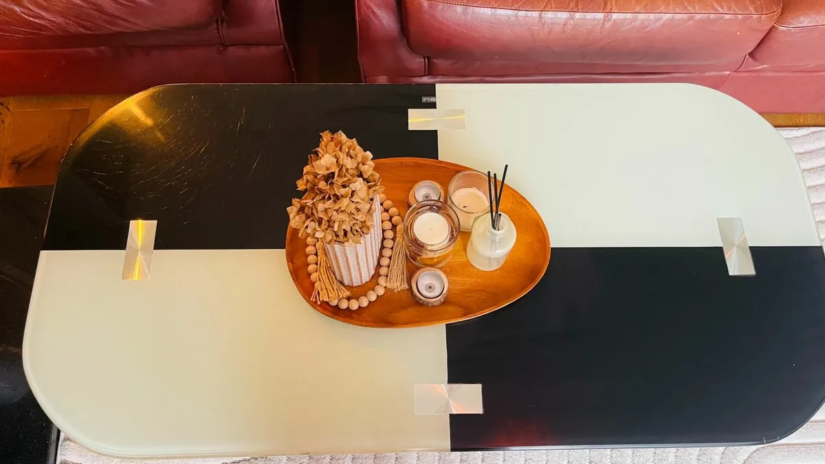 Glass coffee table - Image 3