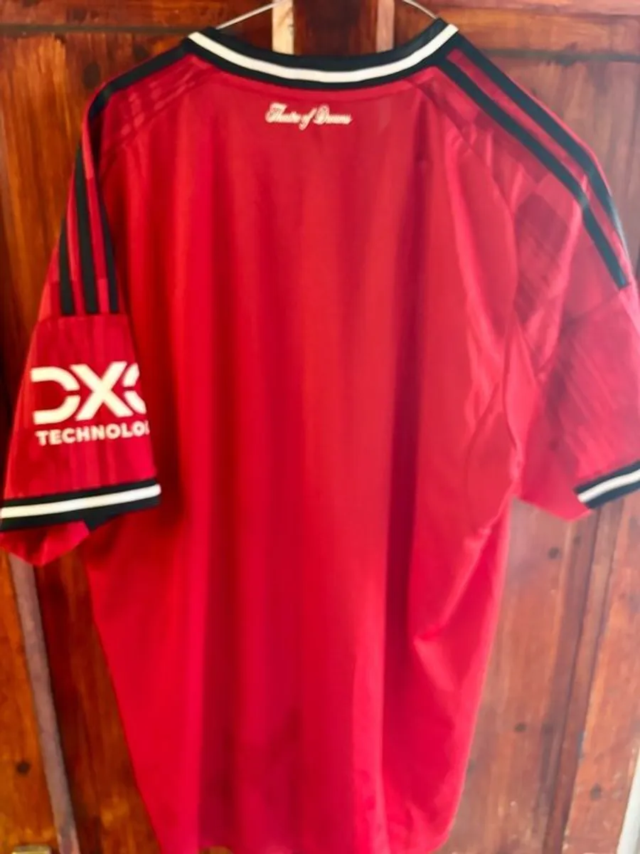 Manchester United jersey - Image 3