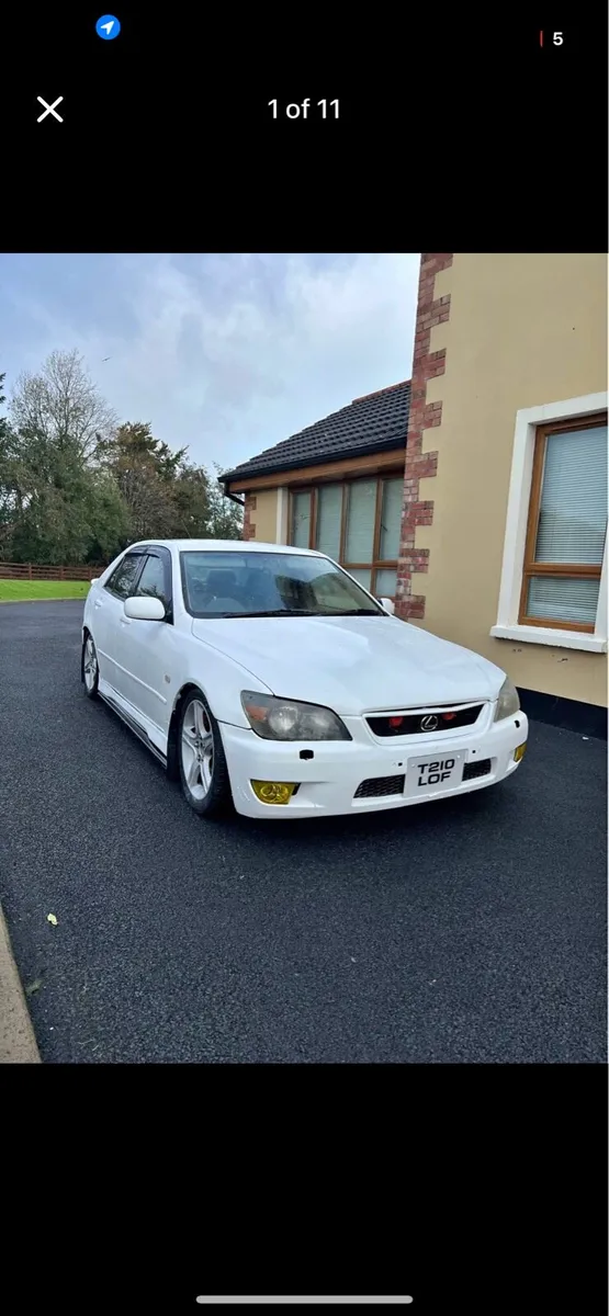 Lexus is200 - Image 1