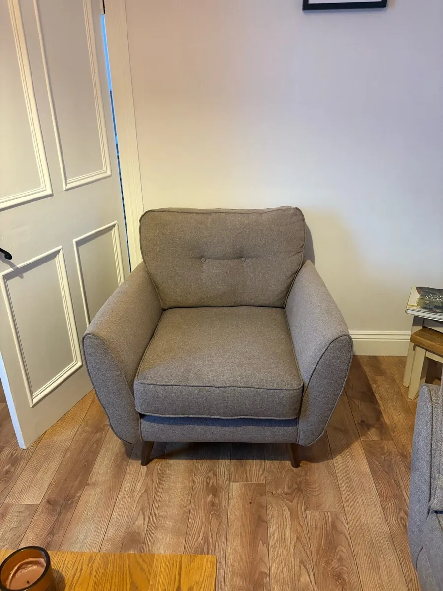 French conn. Zinc 3 + 1 seater sofa + footstool - Image 2