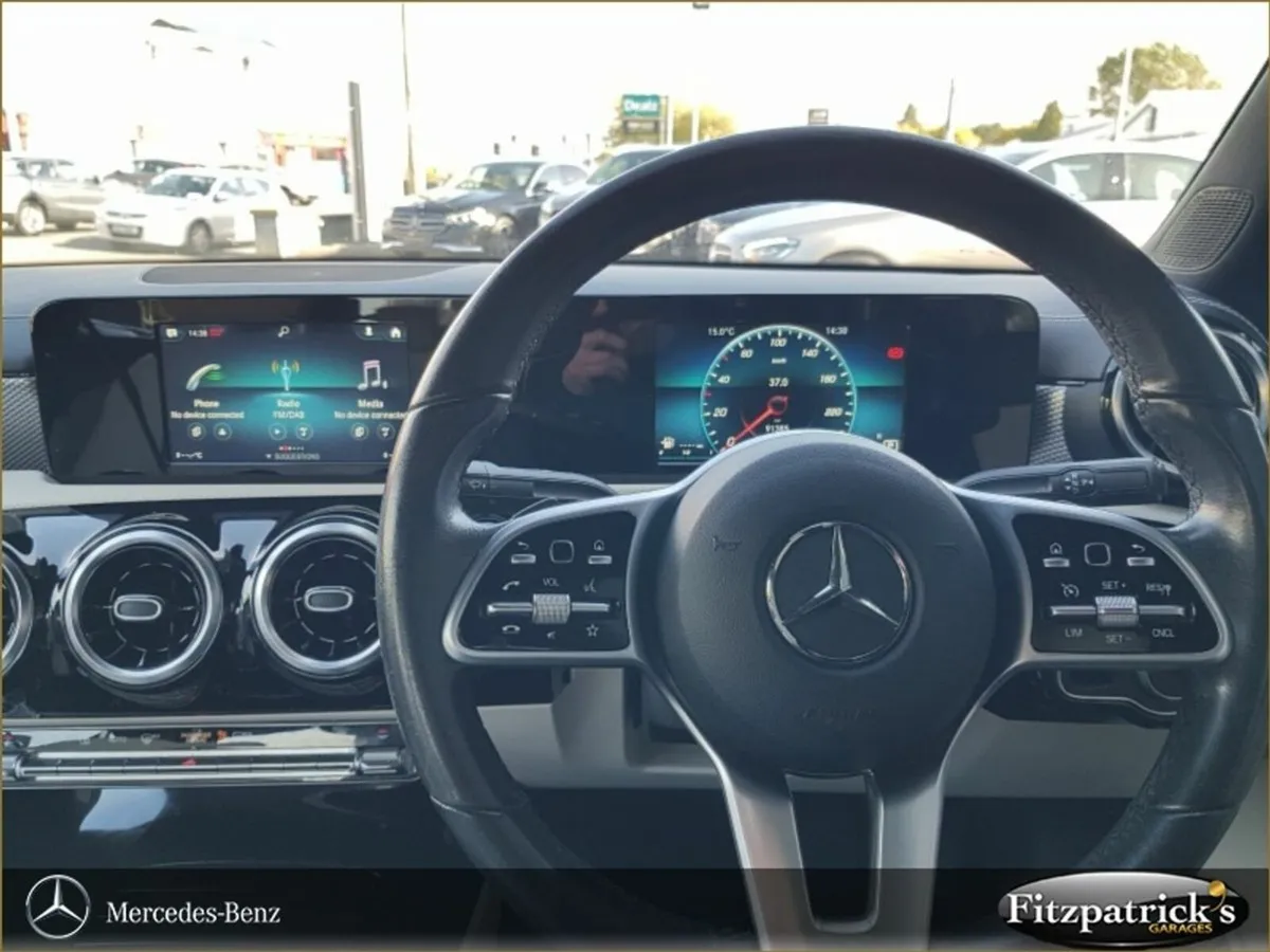 Mercedes-Benz CLA CLA180 Coup A/T Style - Image 2