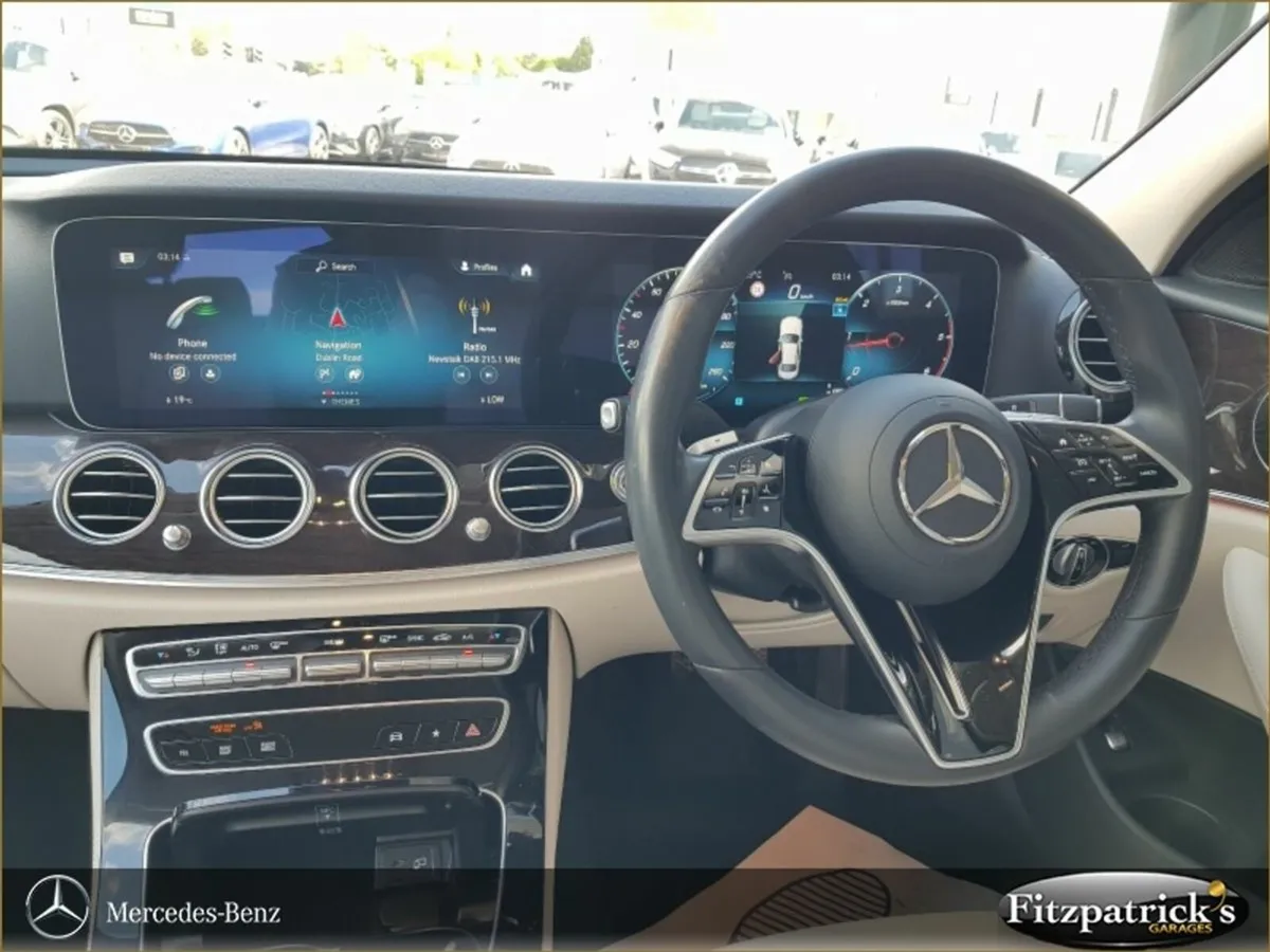 Mercedes-Benz E-Class E 220 D A/T Avantgarde - Image 2