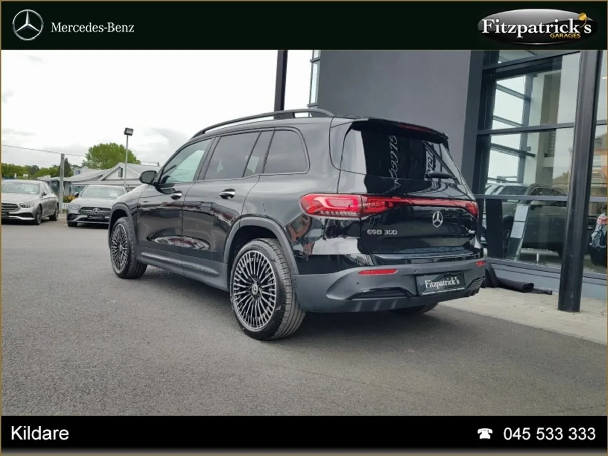 Mercedes-Benz EQB EQB 300 4Matic AMG Premium - Image 4