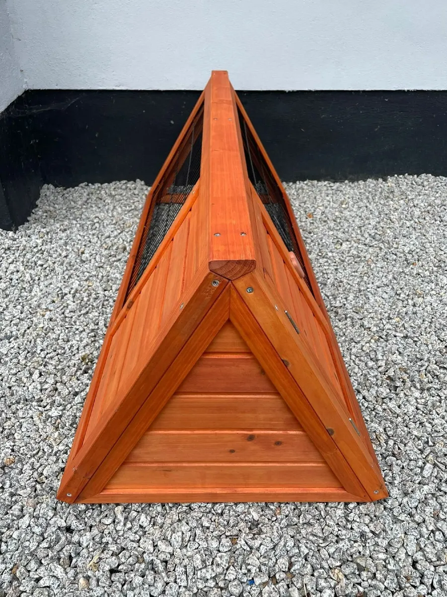 Brand new Wooden Rabbit hutch - Image 4