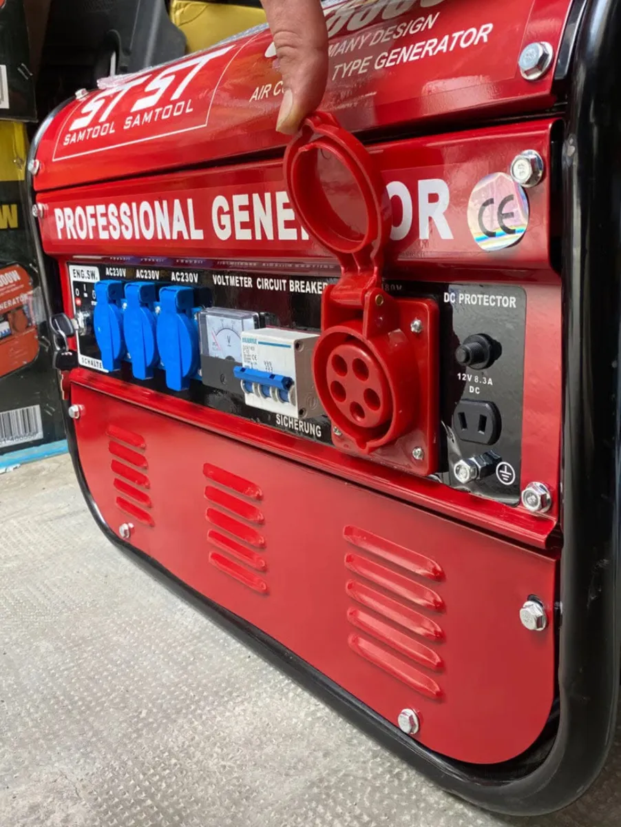 PROFESSIONAL GENERATOR 8500W - Image 1