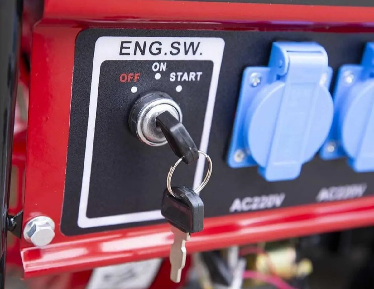 PROFESSIONAL GENERATOR 8500W - Image 2