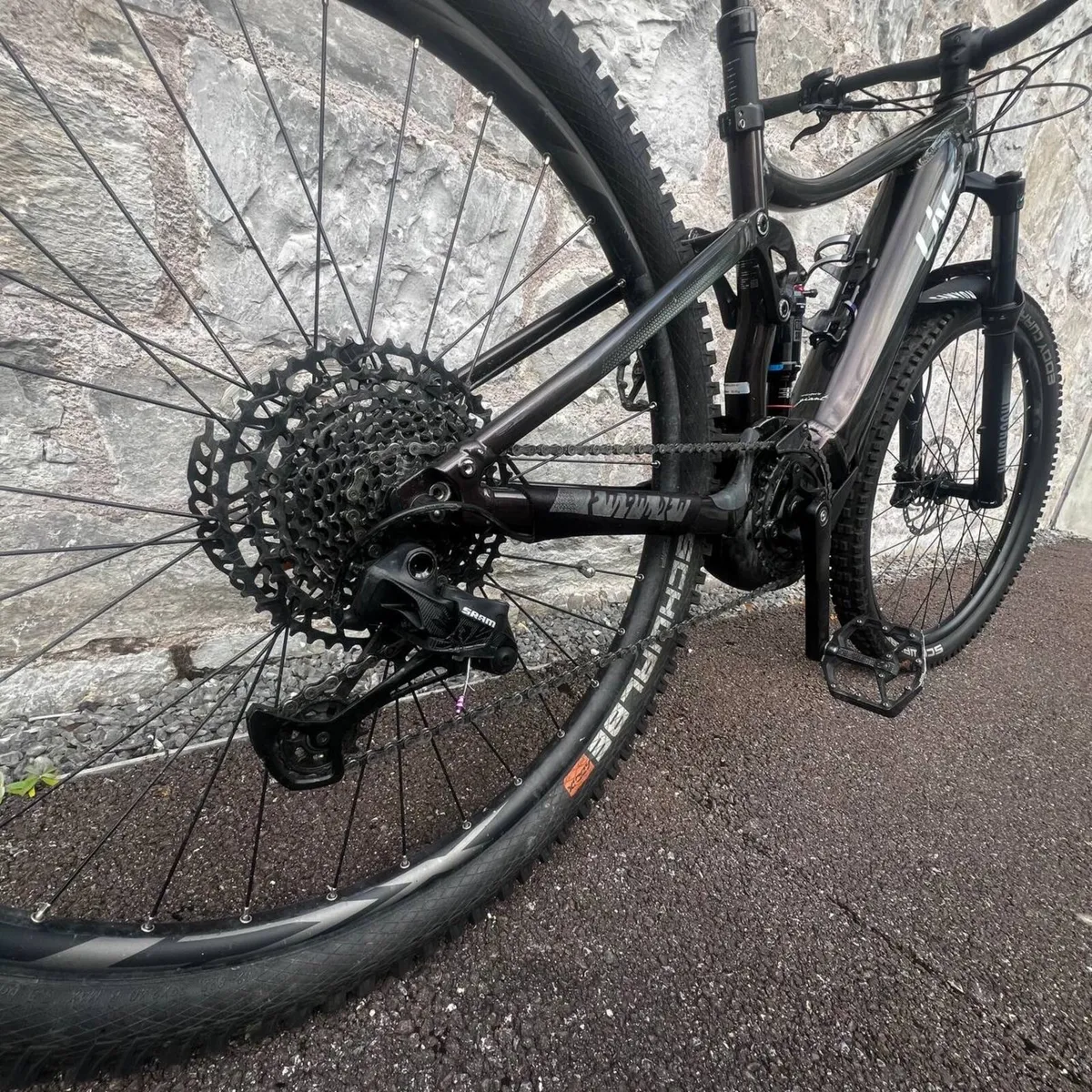 Electric mountain bike - Image 4