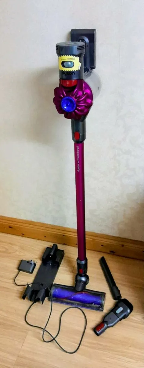 Dyson cordless vacuum cleaner - Image 3