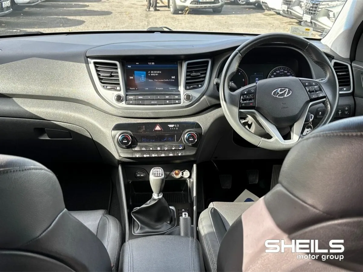 Hyundai Tucson 1.7 D Executive - Image 3