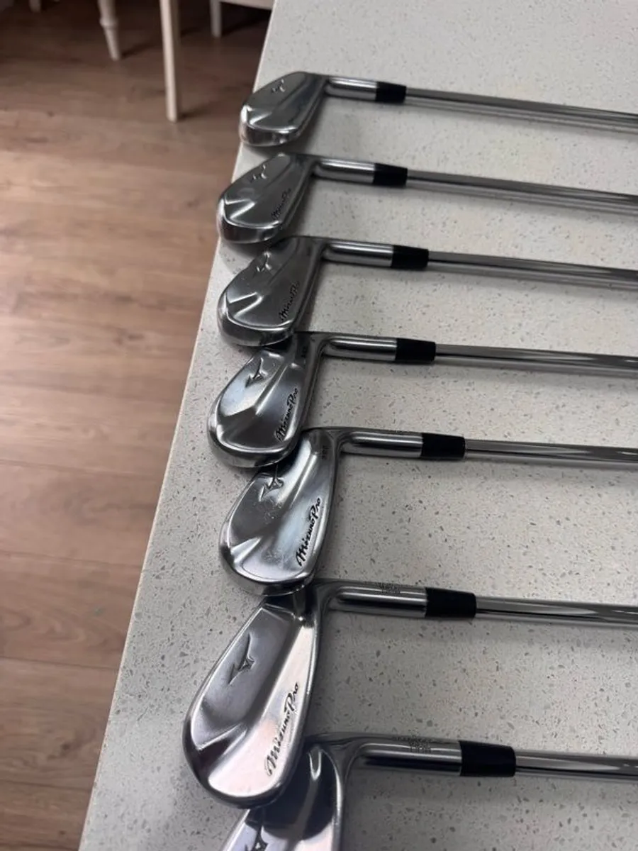 Mizuno Pro 225 4-Pw stiff steel modus 115 shaft - Image 3