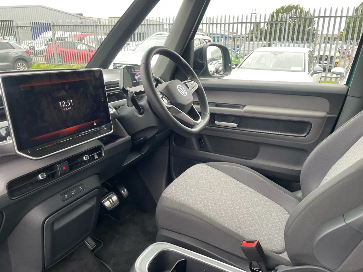 2025 Volkswagen ID.Buzz - Image 3