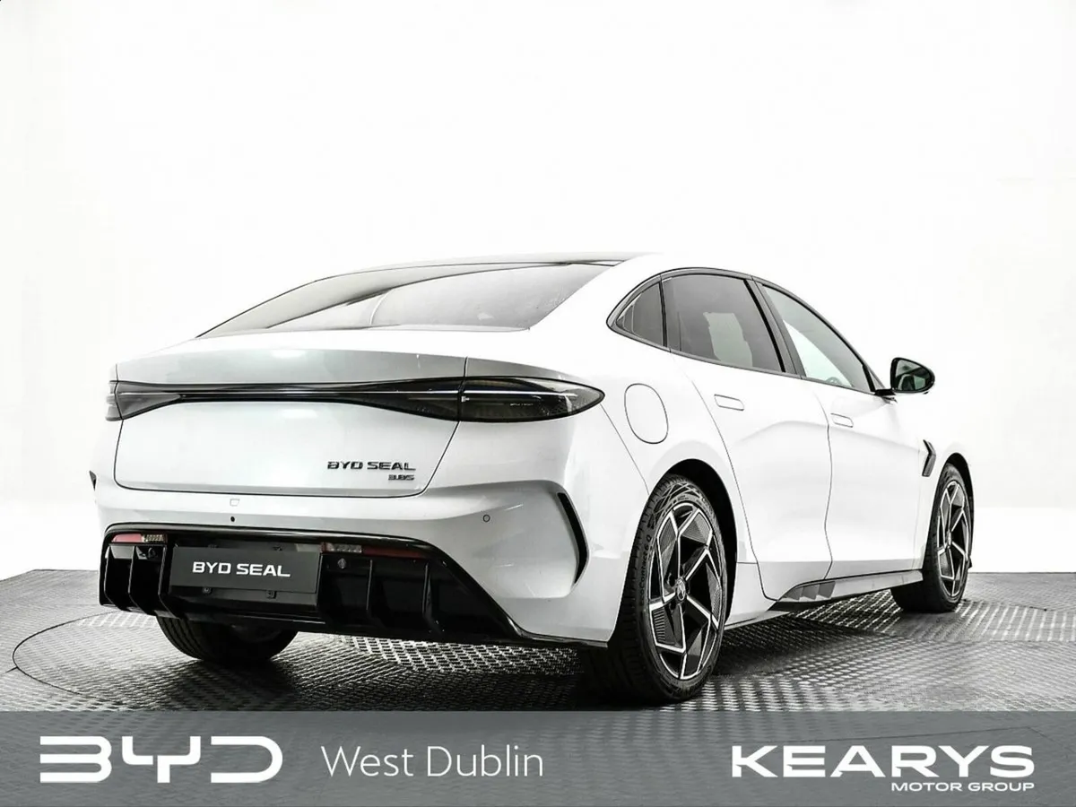 BYD SEAL EXCELLENCE AWD 261 ORDER NOW - Image 3