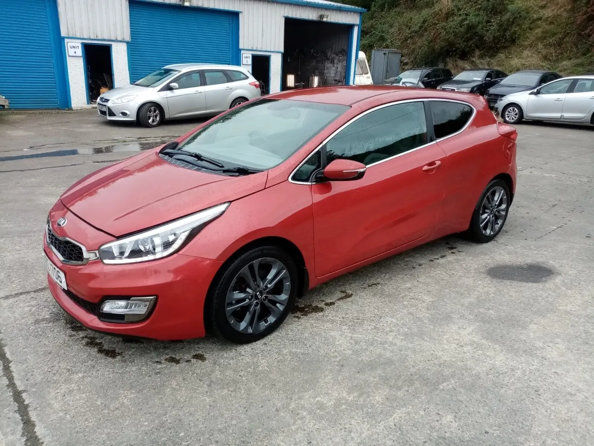 Kia Ceed 2014 - Image 1