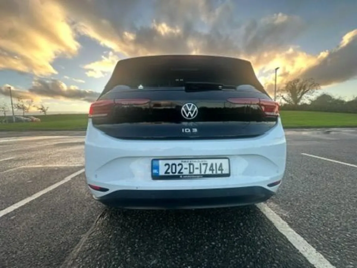 Volkswagen ID.3 2020 - Image 2