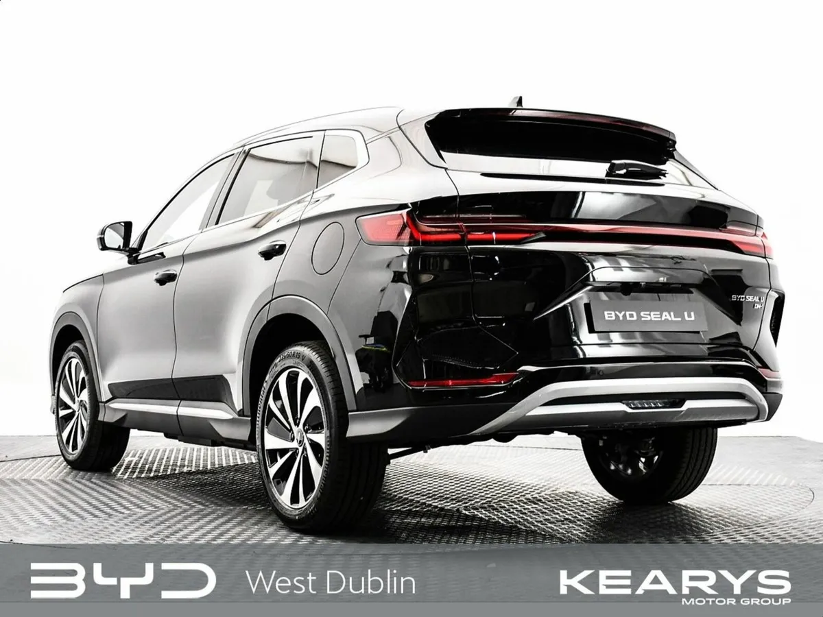 BYD SEAL U SEAL U DM-i BOOST FWD - DEMO CAR - Image 3