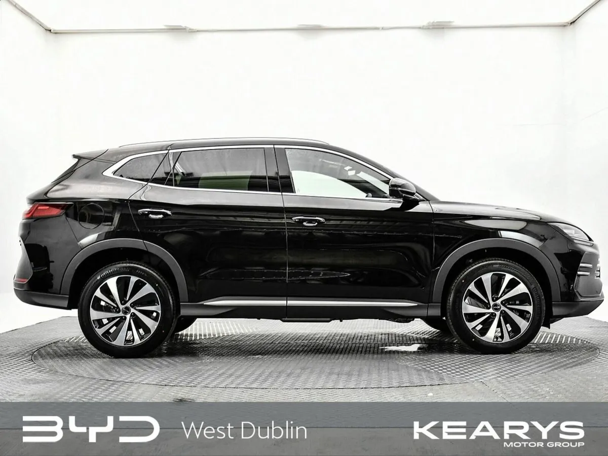 BYD SEAL U SEAL U DM-i BOOST FWD - DEMO CAR - Image 4