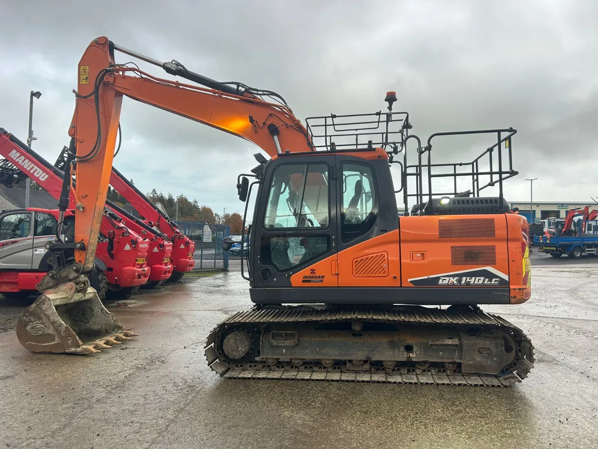 2022 Doosan DX140 LC-7 (New Model) - MULLANS - Image 3