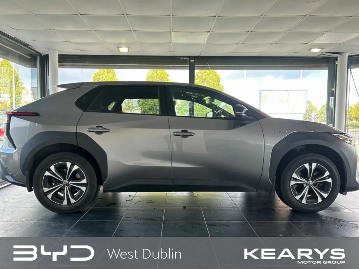 Toyota bZ4X bZ4X Sport - Image 3