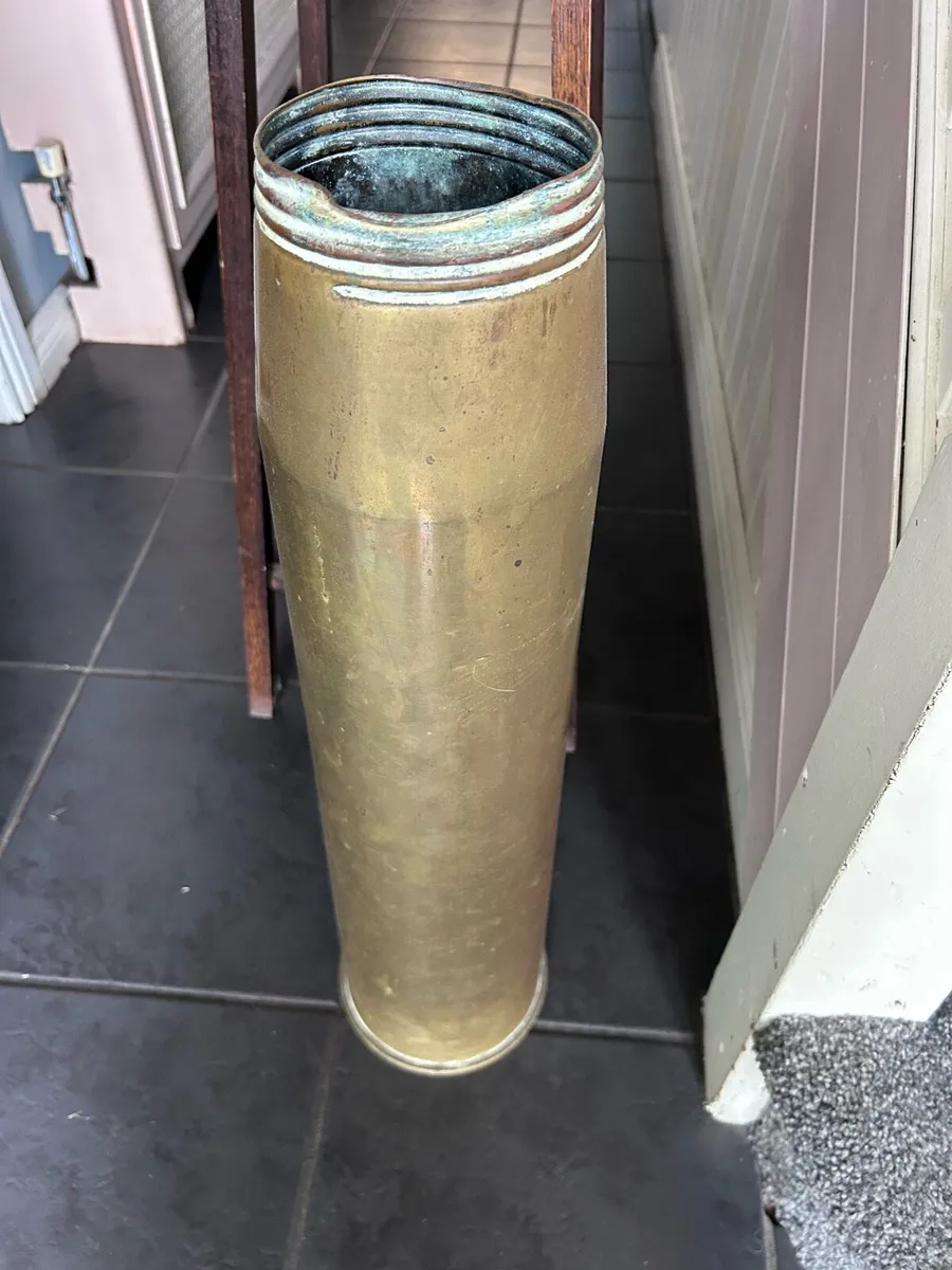 Old brass Shell - Image 1