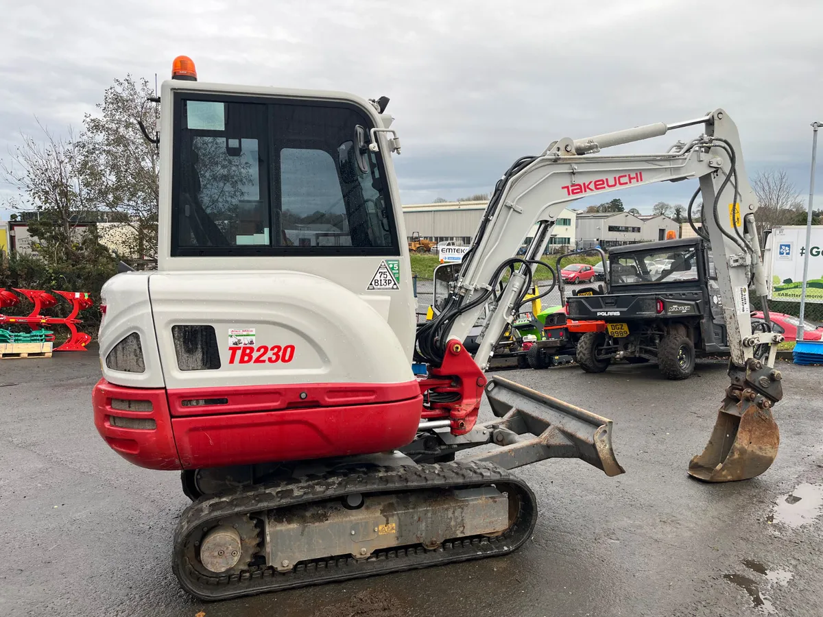 Takeuchi TB230 - Image 1