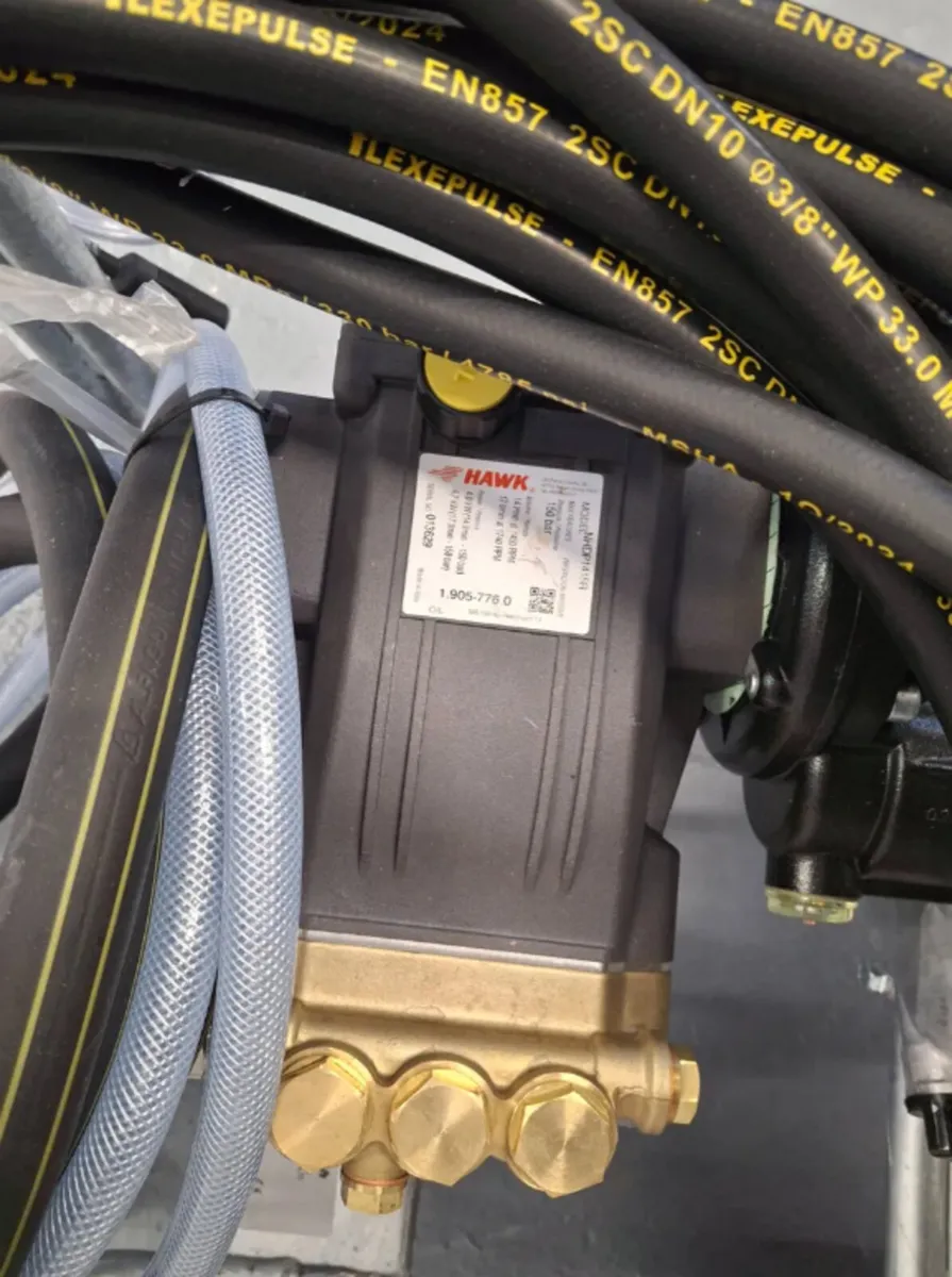 Honda 2200psi Power washer - Image 4