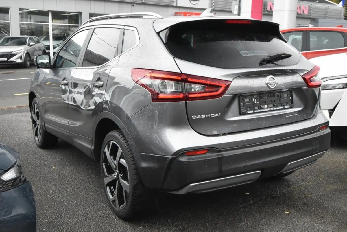 Nissan Qashqai Automatic 1.5dci Tekna Top Spec - Image 3